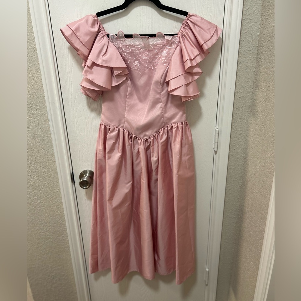 Vintage 1980s Homecoming Prom Gown Pretty In Pink Size 3/4 Made In USA Formal
